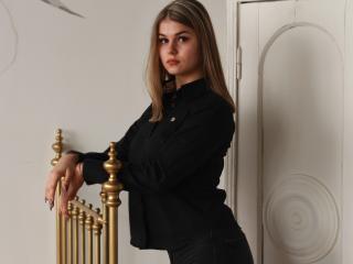 Picture of the sexy profile of Orabel, for a very hot webcam live show !